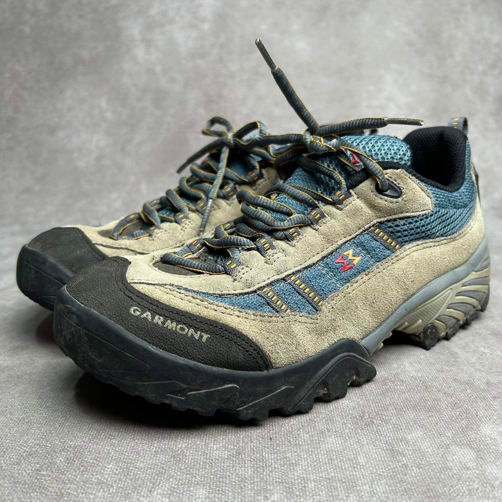 Garmont Nagevi XCR Womens 8.5 Hiking Shoes Tan Low Top Trail Sneakers